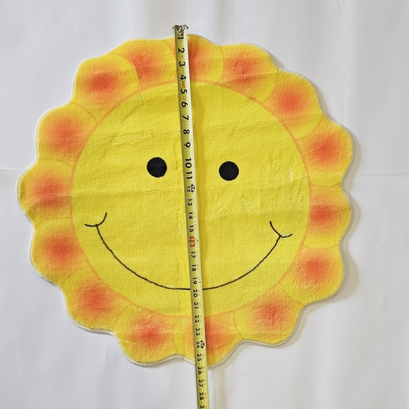 Smiley Sunburst Rug - Picture 2 of 4